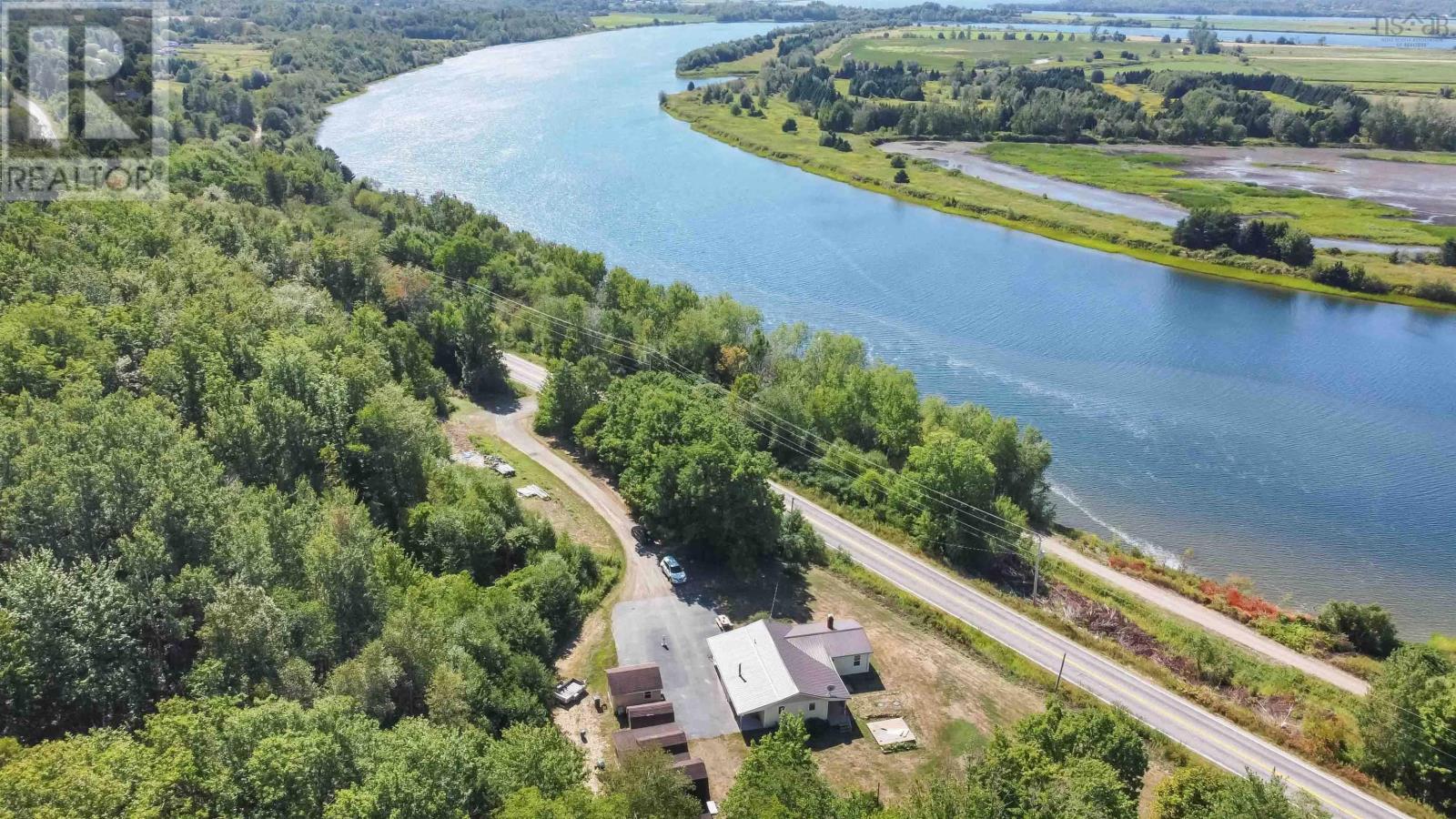 Property 40 of 51 of 2284 Highway 201