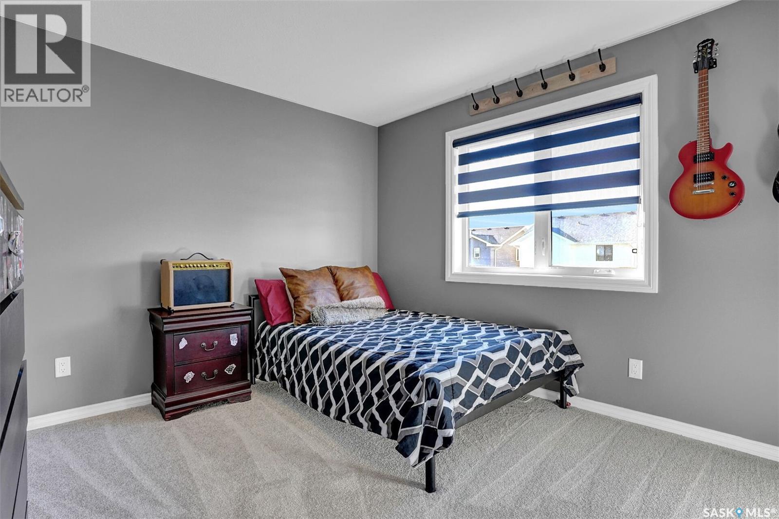 25 Hudson DRIVE - 15