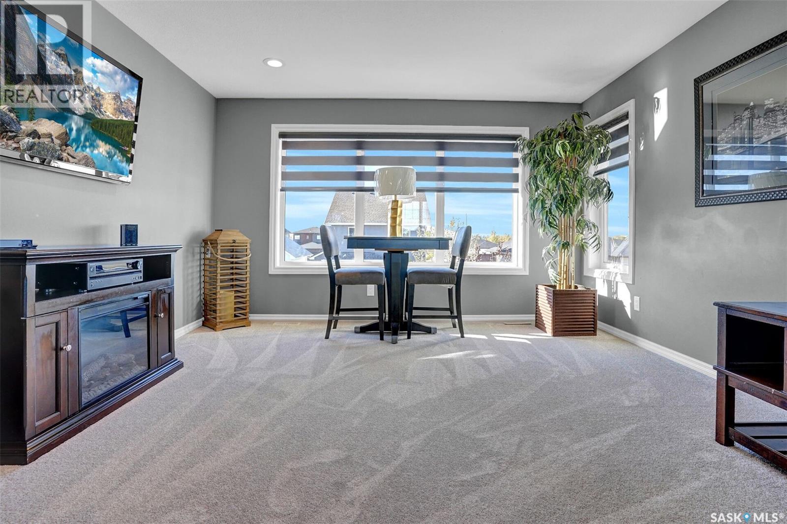 25 Hudson DRIVE - 22