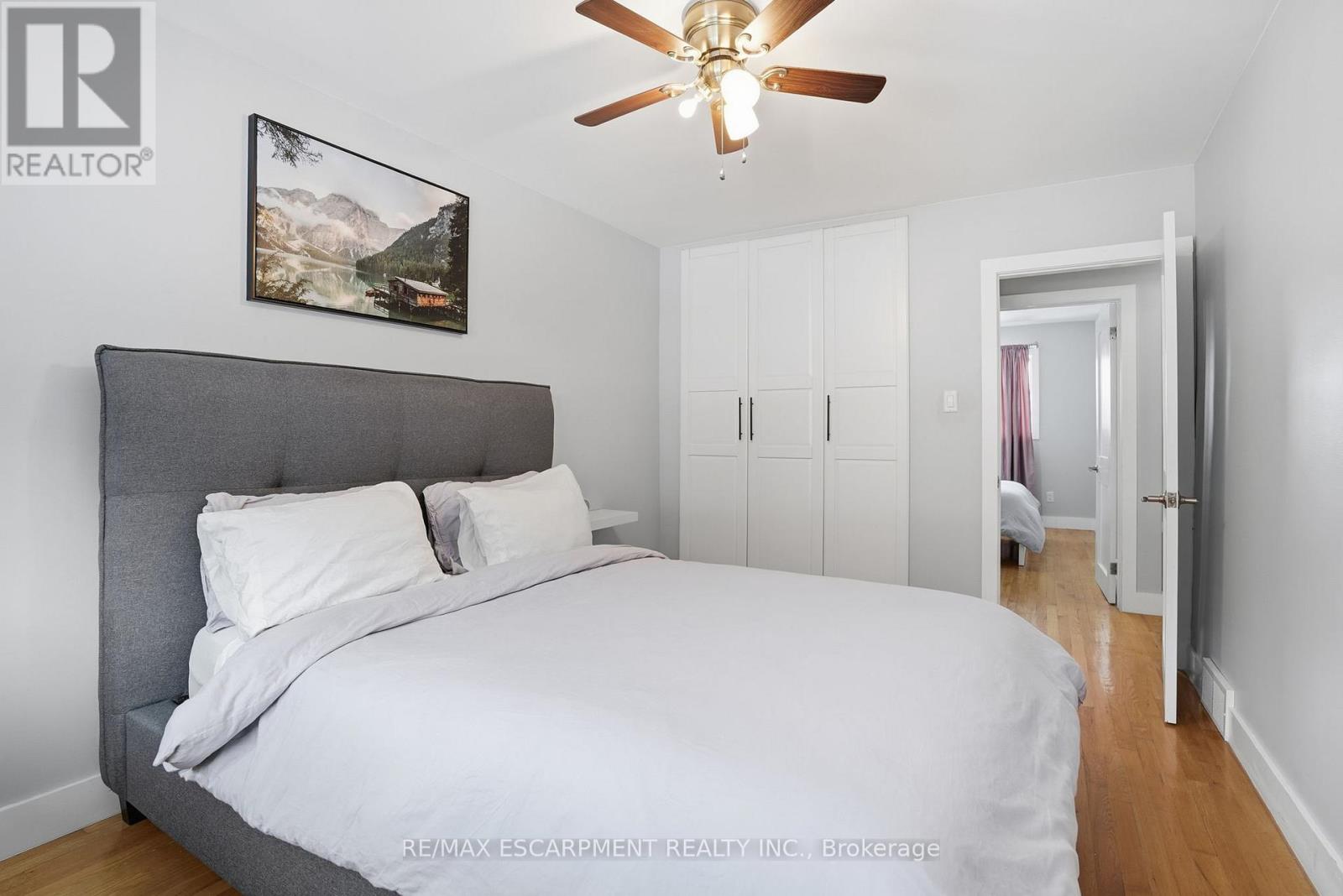 Single Family House for Sale in UPPER   KIMBERLY DRIVE Hamilton (Rosedale) 