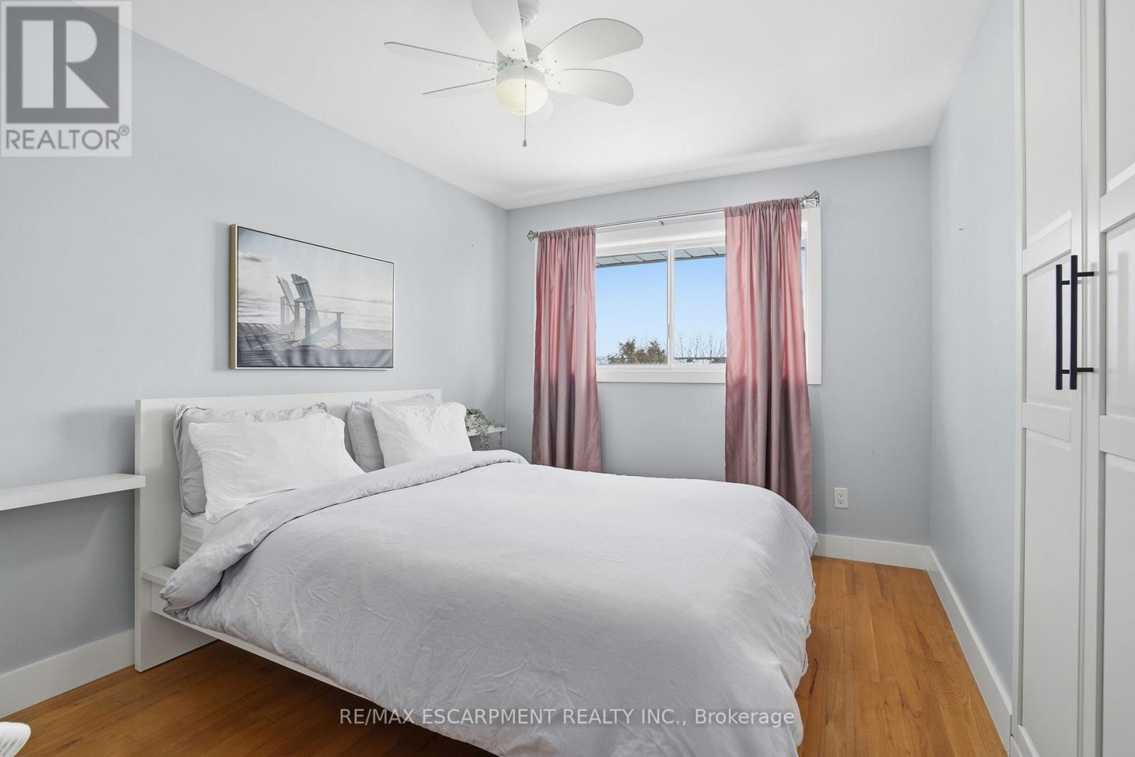 Single Family House for Sale in UPPER   KIMBERLY DRIVE Hamilton (Rosedale) 