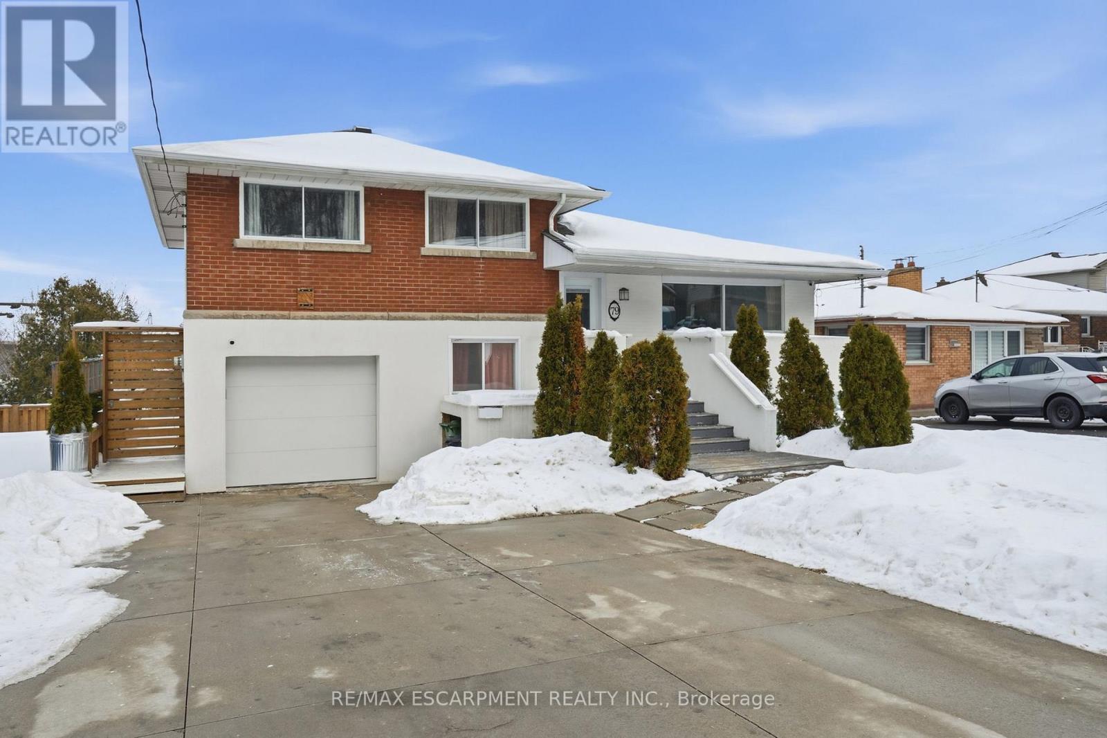 Single Family House for Sale in UPPER   KIMBERLY DRIVE Hamilton (Rosedale) 