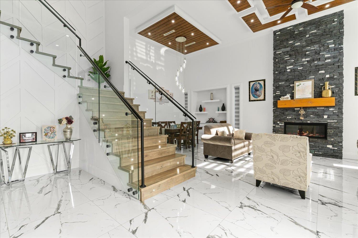 32597 WILLINGDON CRESCENT, Abbotsford