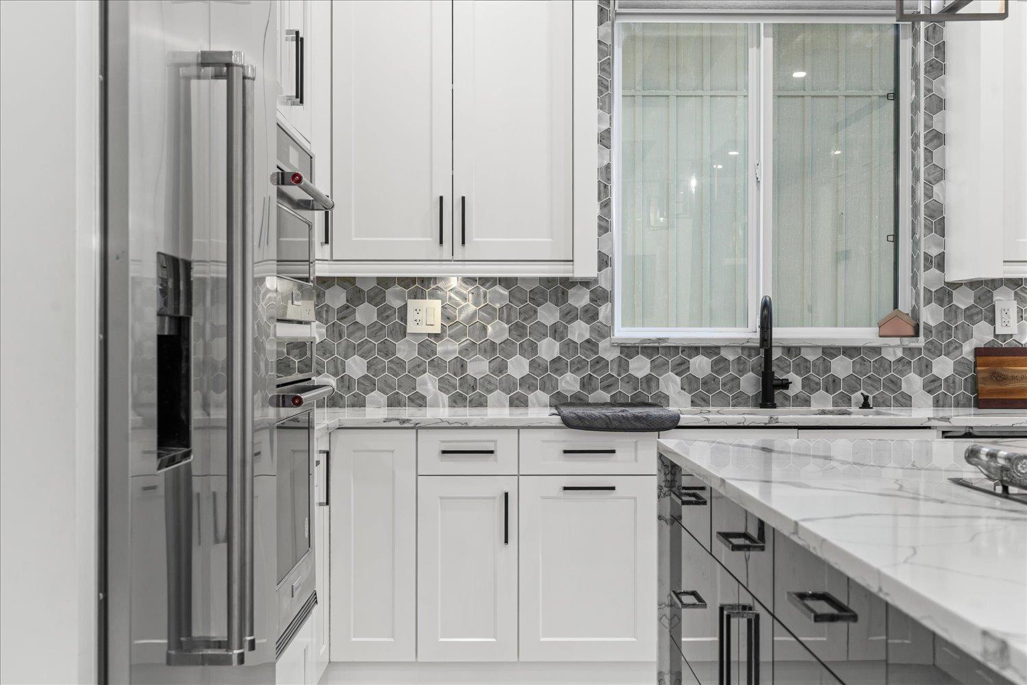 32597 WILLINGDON CRESCENT, Abbotsford