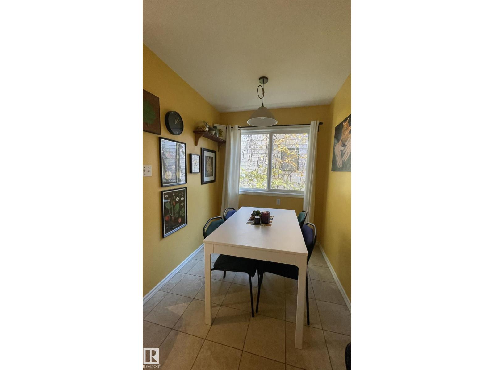 10964 74 AV NW, Edmonton