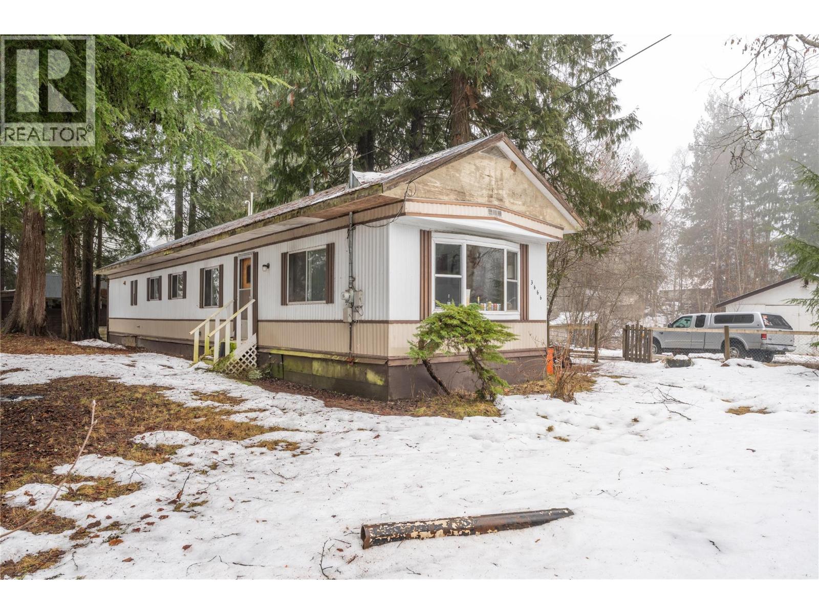 3666 Catherwood Road, Revelstoke