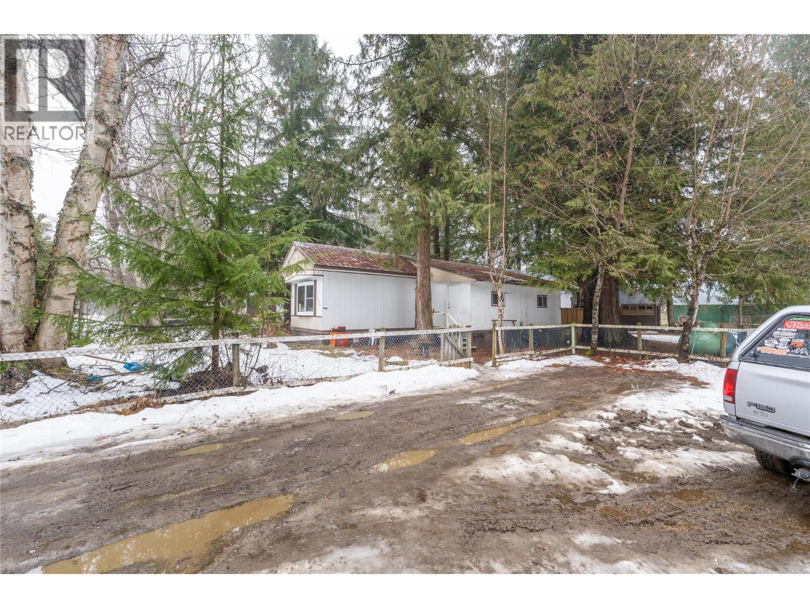 3666 Catherwood Road, Revelstoke