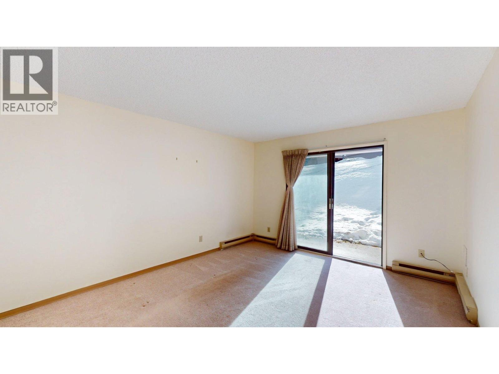 1804 Alpine Drive Unit# 210, Elkford