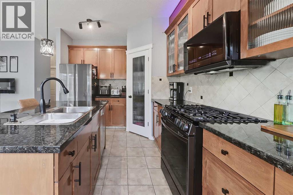 Single Family House for Sale in  Peacekeepers Way SW Garrison Green Calgary 