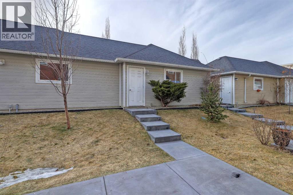 Single Family House for Sale in  Peacekeepers Way SW Garrison Green Calgary 