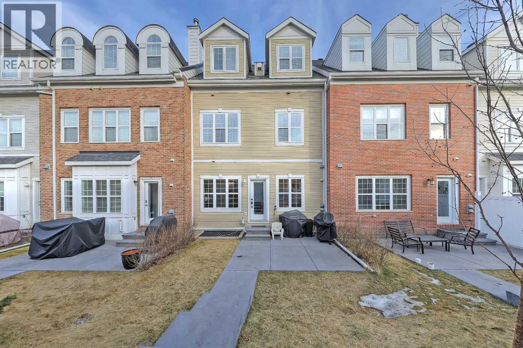 Single Family House for Sale in  Peacekeepers Way SW Garrison Green Calgary 