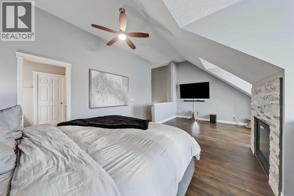 Single Family House for Sale in  Peacekeepers Way SW Garrison Green Calgary 