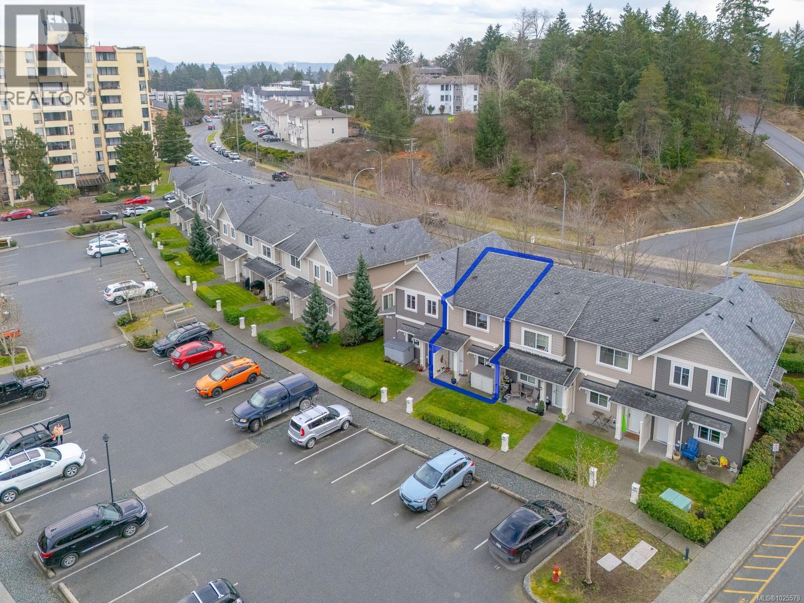 602 1675 Crescent View Dr, Nanaimo