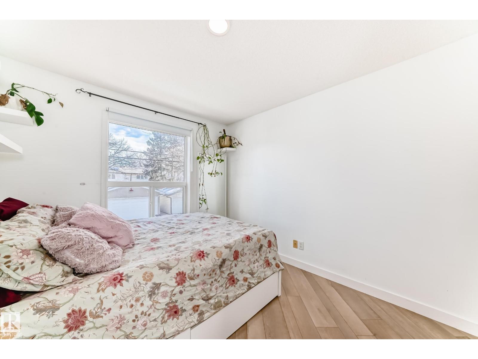 #205 10933 124 ST NW, Edmonton