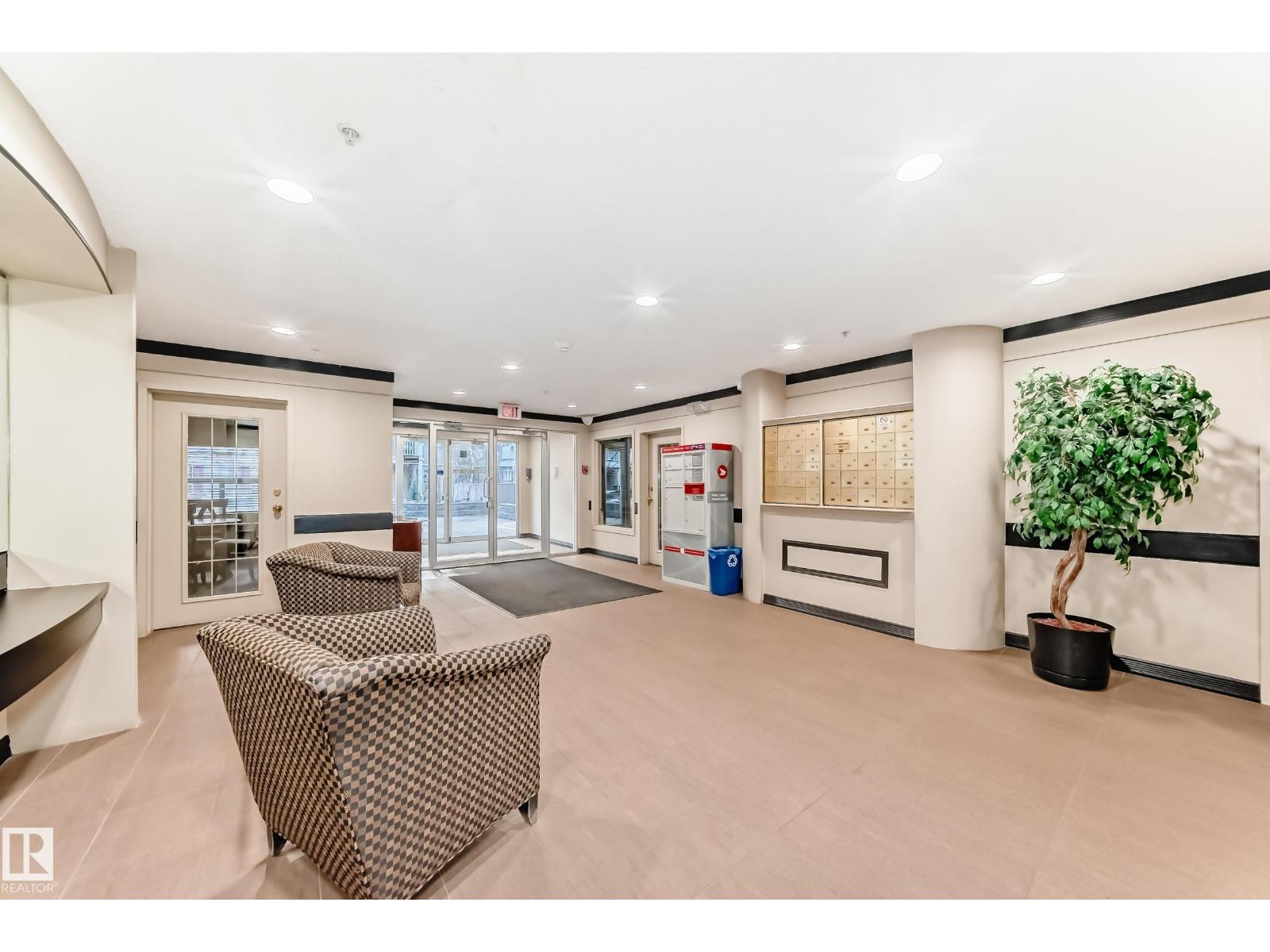 #205 10933 124 ST NW, Edmonton