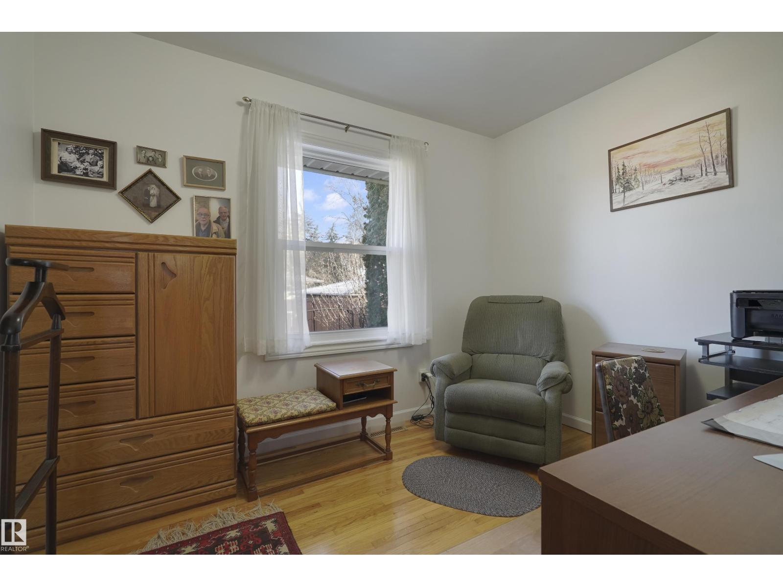 9723 75A ST NW, Edmonton