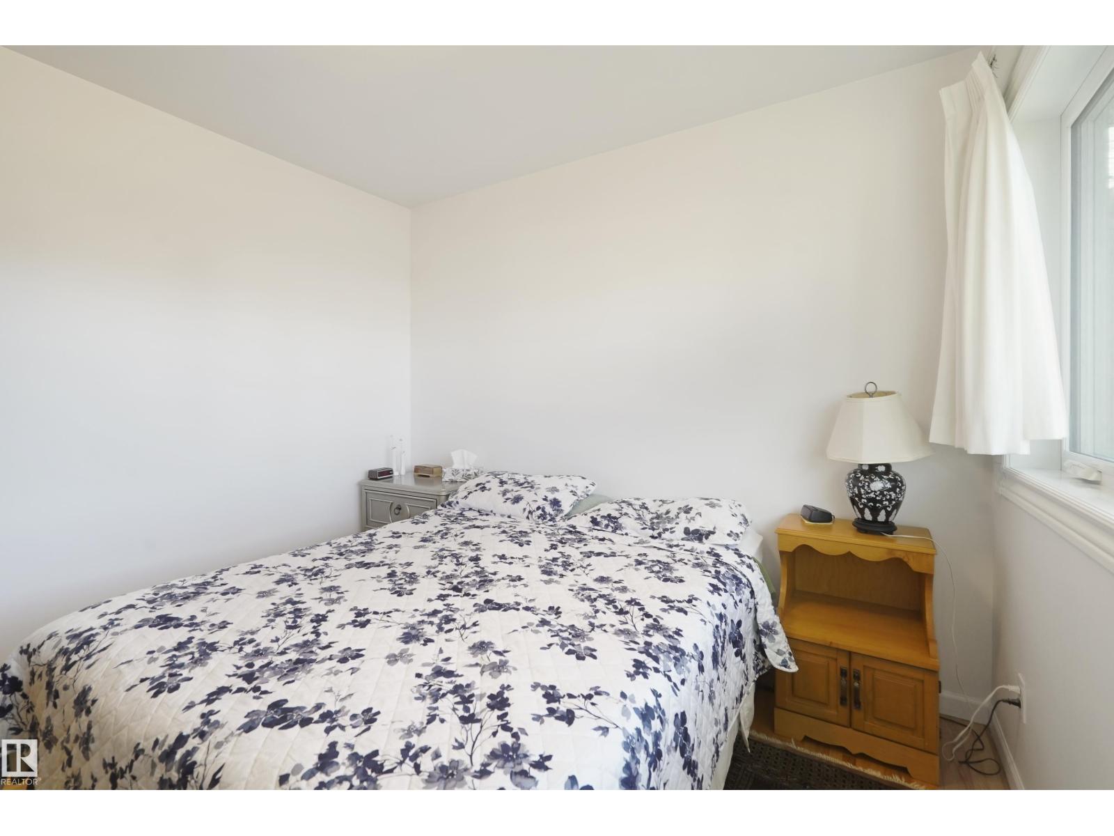 9723 75A ST NW, Edmonton