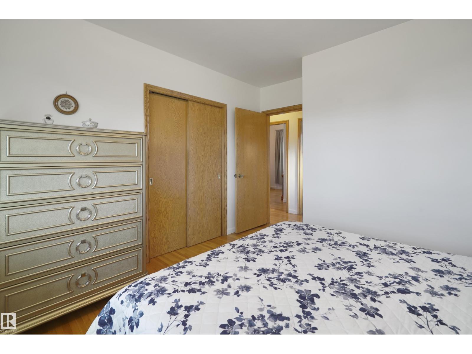 9723 75A ST NW, Edmonton