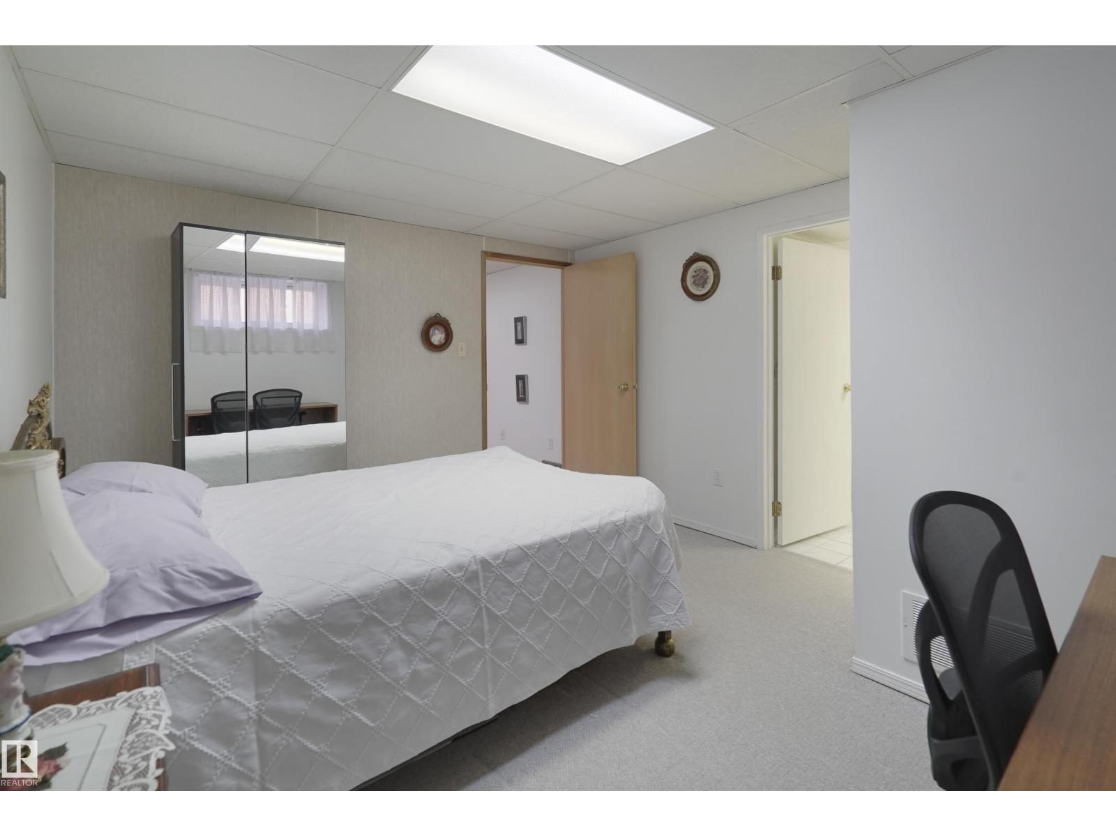 9723 75A ST NW, Edmonton