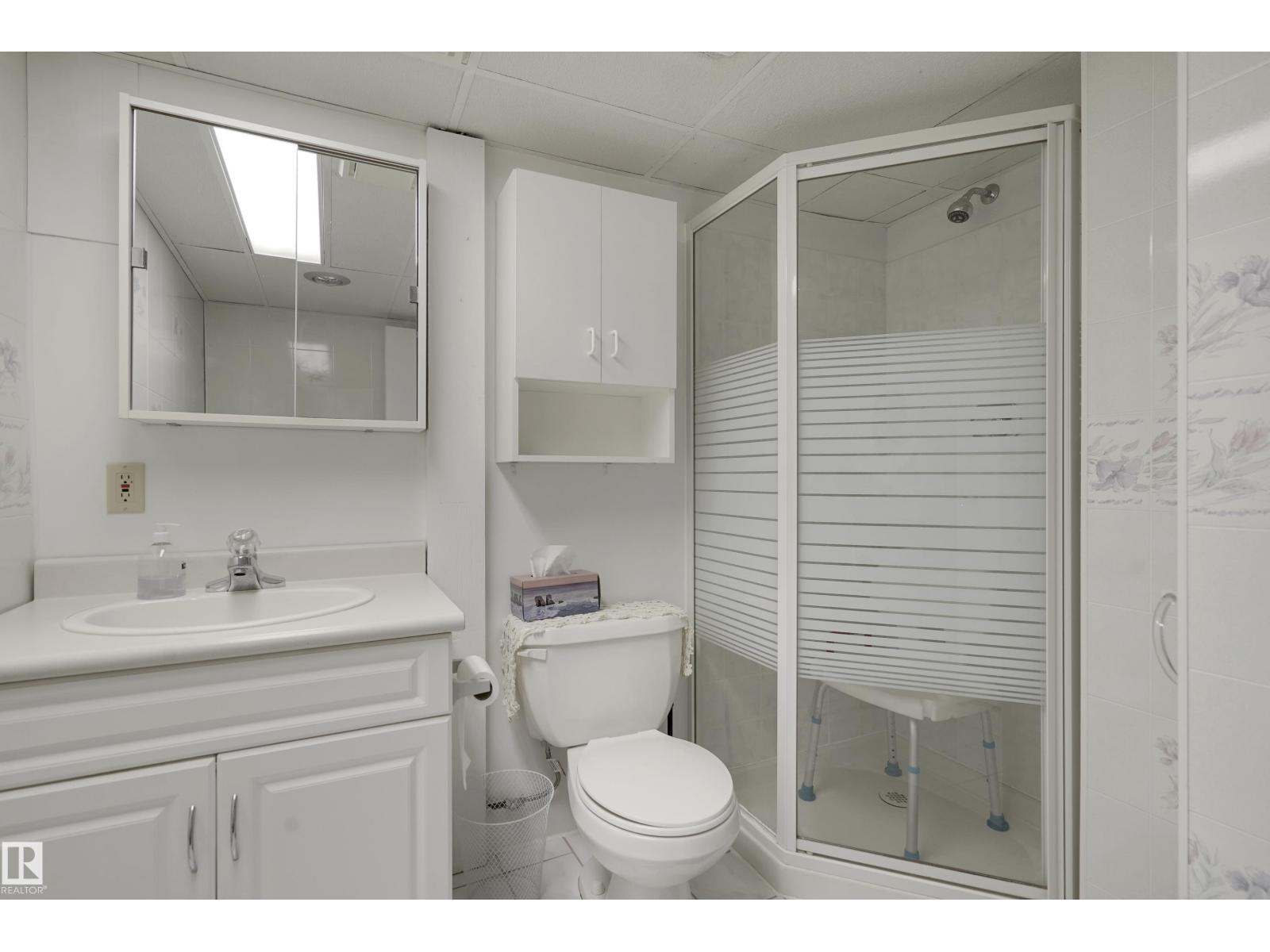 9723 75A ST NW, Edmonton