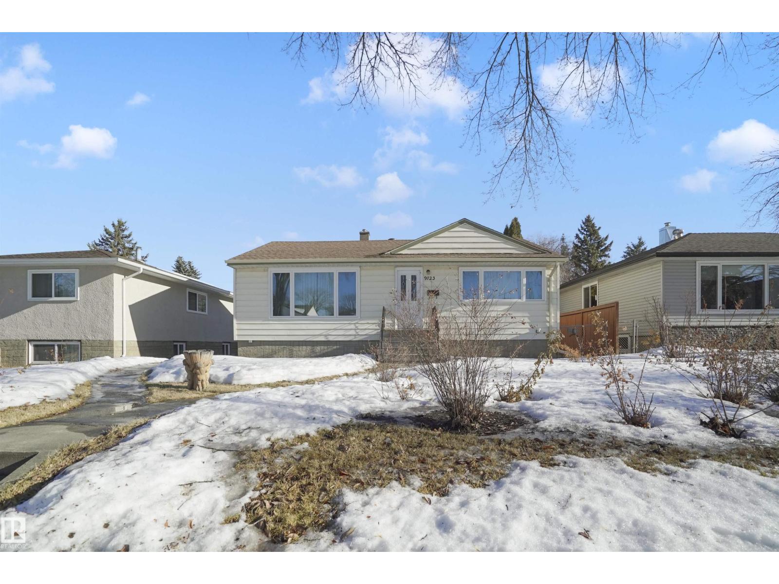 9723 75A ST NW, Edmonton