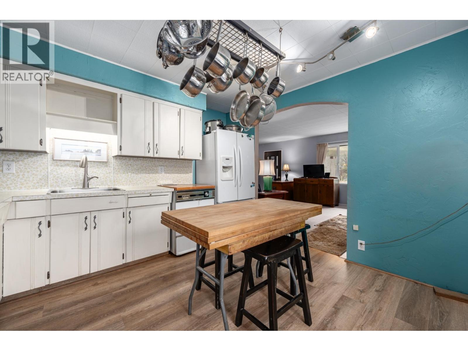 3669 STATION Street - 8