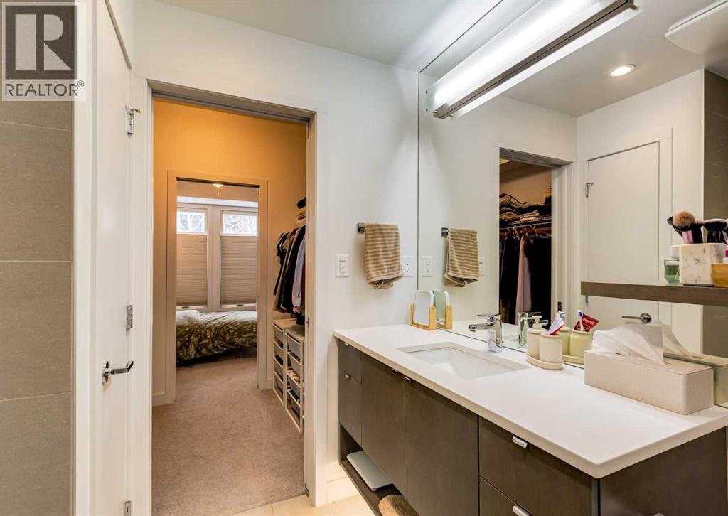 Single Family House for Sale in    Avenue SW Mission Calgary 