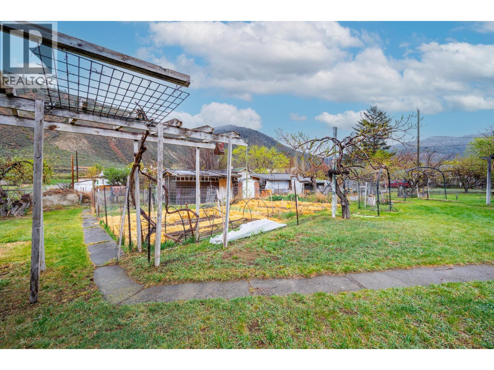 3669 STATION Street, Ashcroft