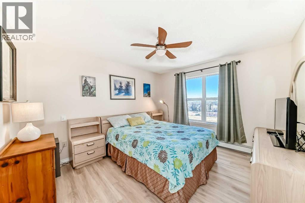 Single Family House for Sale in   Hunterview Drive NW Huntington Hills Calgary 