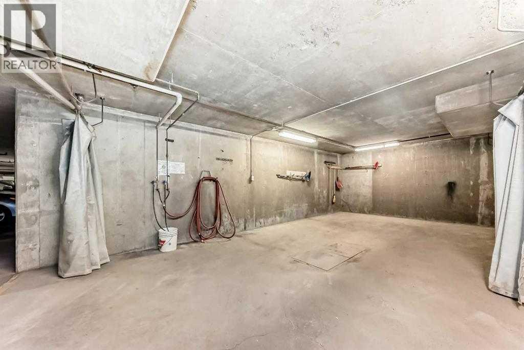 Single Family House for Sale in   Hunterview Drive NW Huntington Hills Calgary 