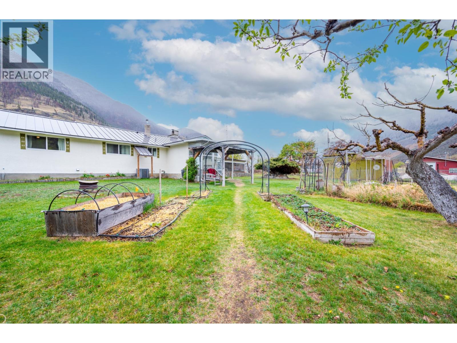 3669 STATION Street, Ashcroft