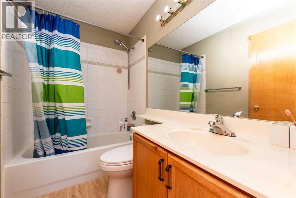 Single Family House for Sale in  Covewood Park NE Coventry Hills Calgary 