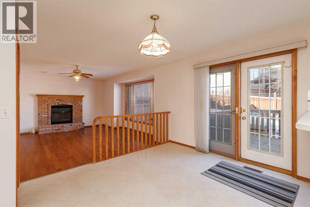 Single Family House for Sale in  Signature Mews SW Signal Hill Calgary 