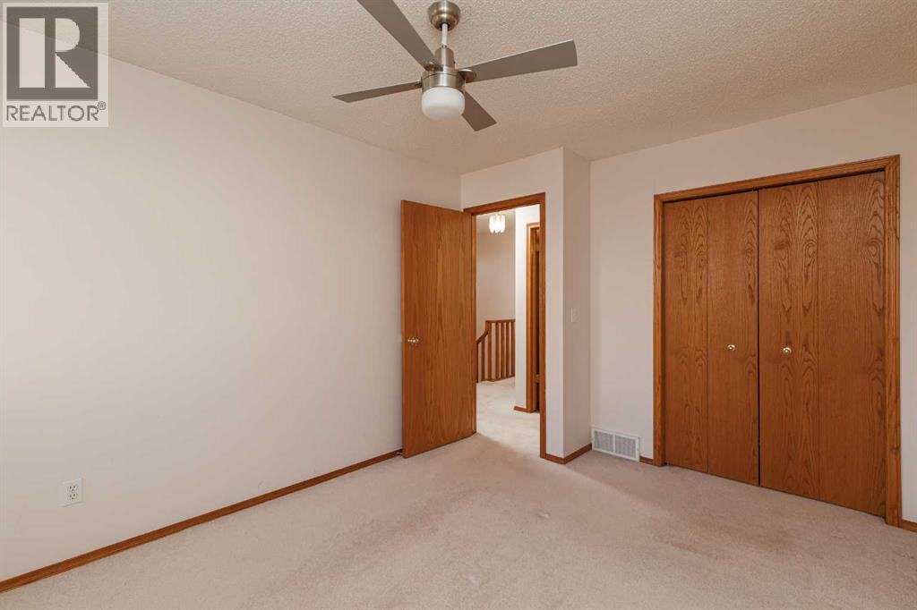 Single Family House for Sale in  Signature Mews SW Signal Hill Calgary 