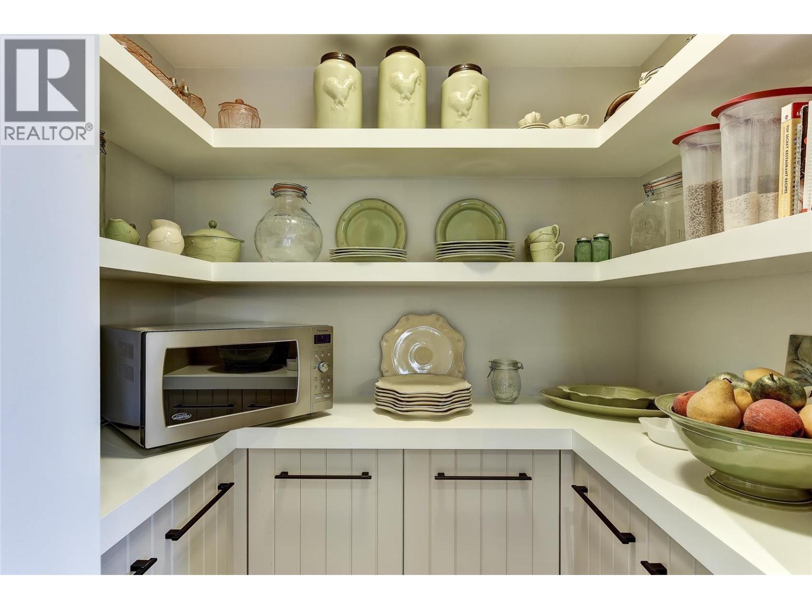  773 Barnaby Road, Kelowna