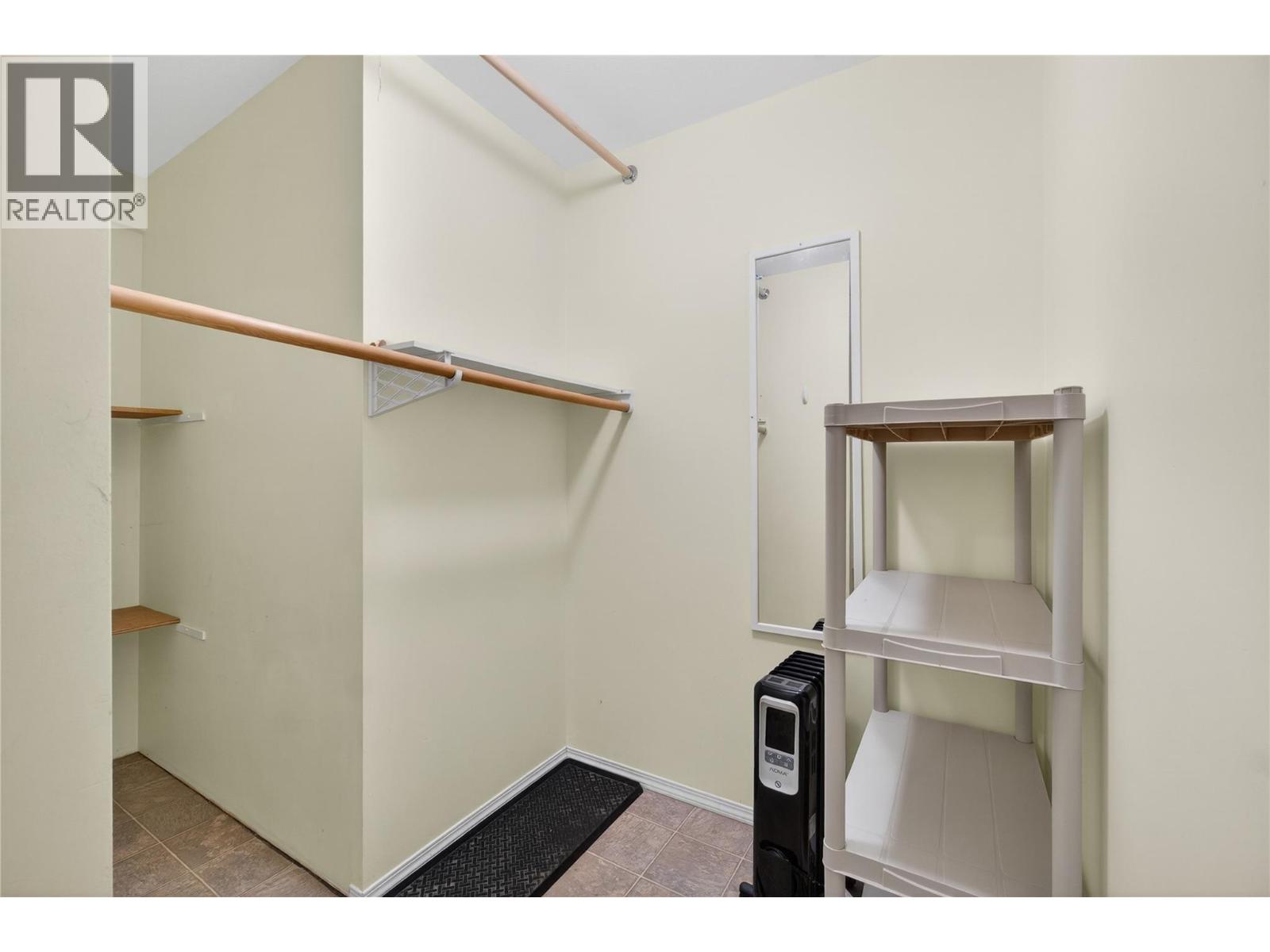 4 801 20th Street Northeast, Salmon Arm