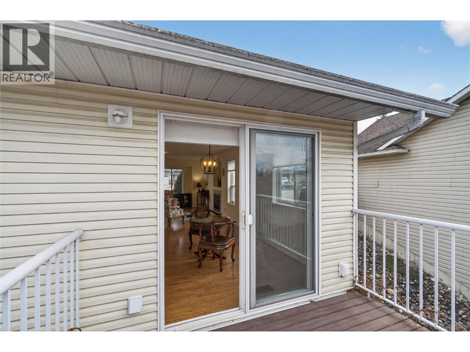 4 801 20th Street Northeast, Salmon Arm