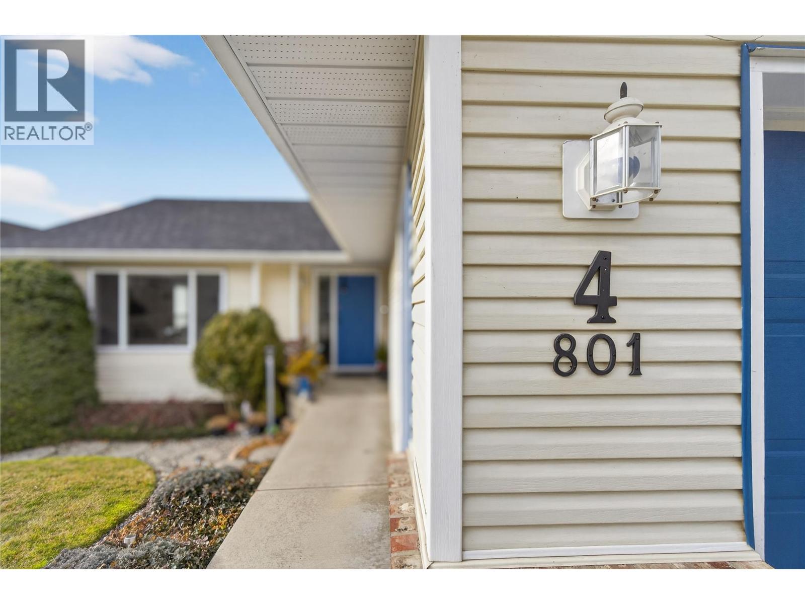 4 801 20th Street Northeast, Salmon Arm