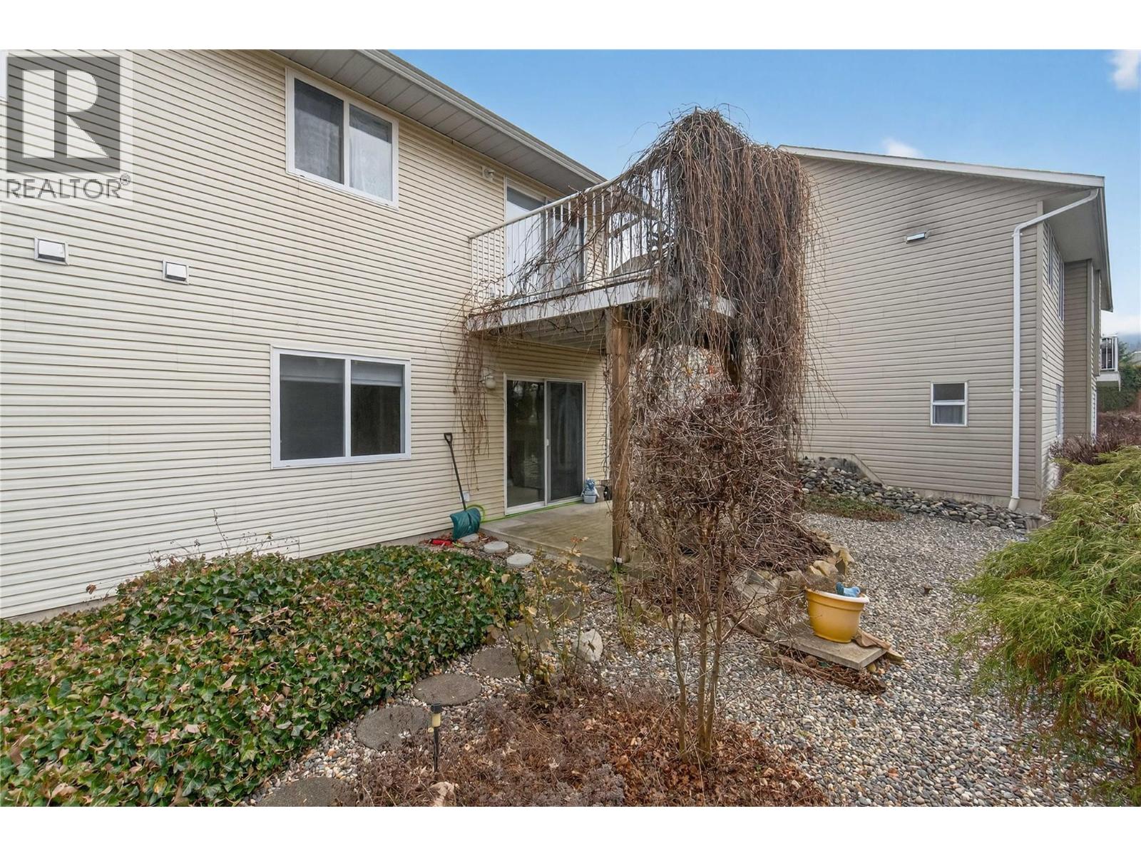 4 801 20th Street Northeast, Salmon Arm