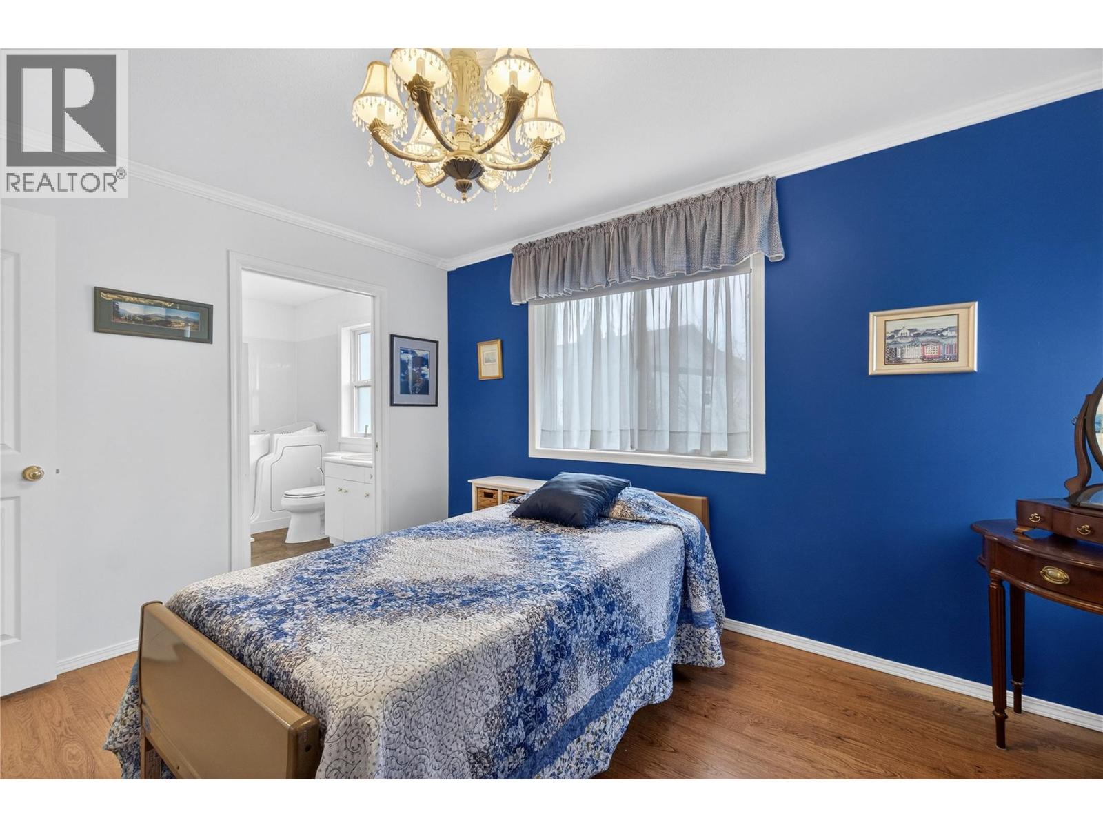 4 801 20th Street Northeast, Salmon Arm