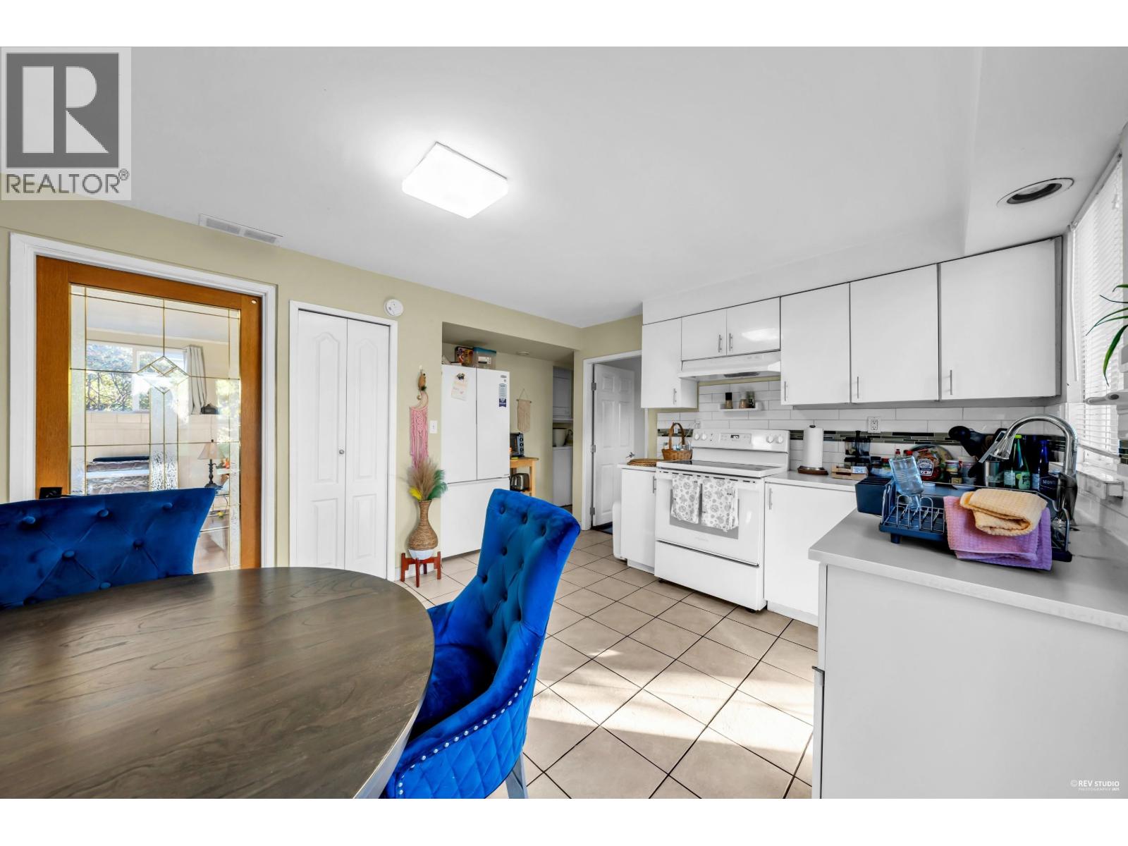 2731 DAYBREAK AVENUE, Coquitlam