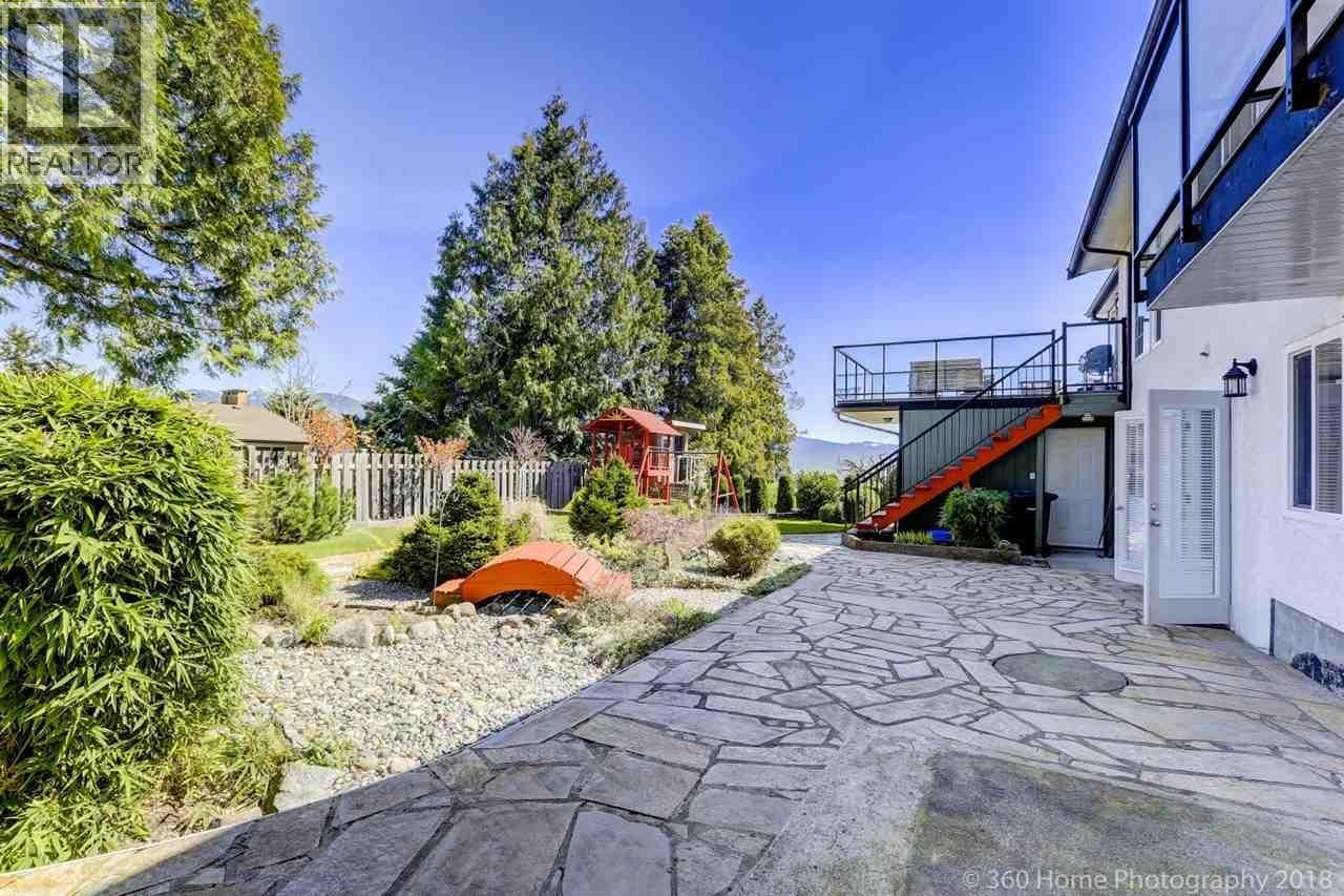 2731 DAYBREAK AVENUE, Coquitlam