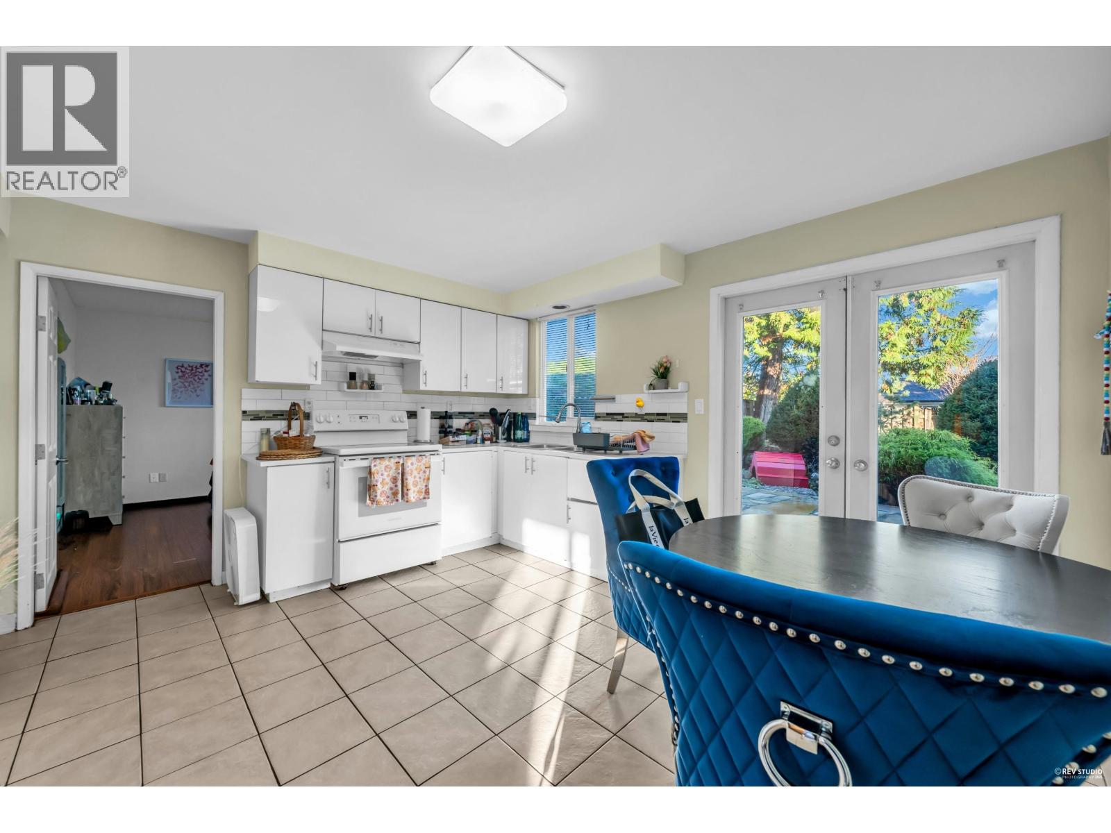 2731 DAYBREAK AVENUE, Coquitlam