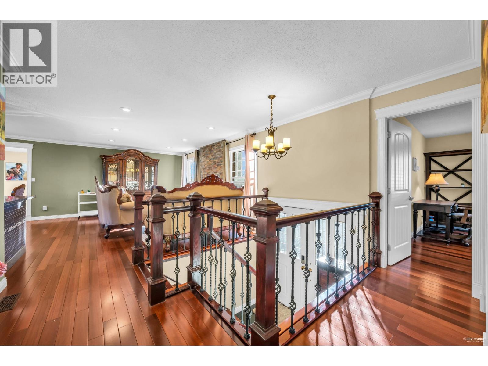 2731 DAYBREAK AVENUE, Coquitlam