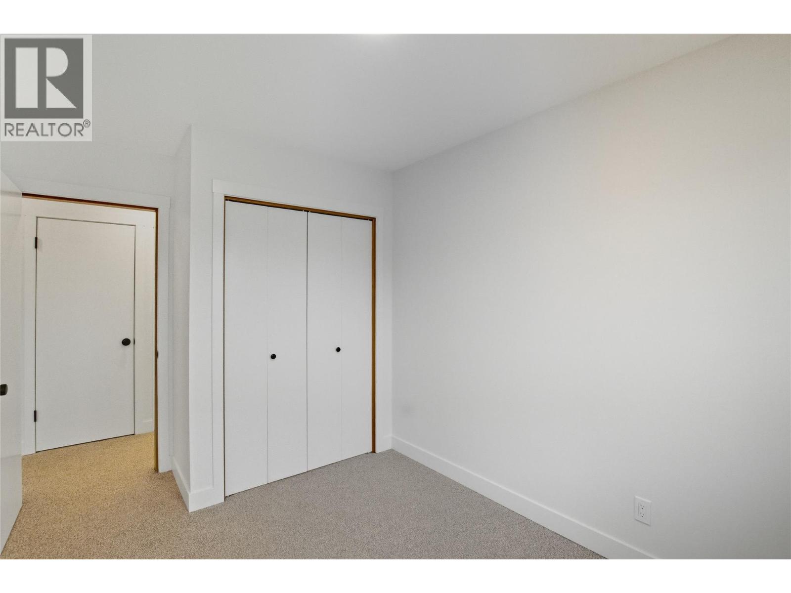 1140 Lethbridge Avenue - 10