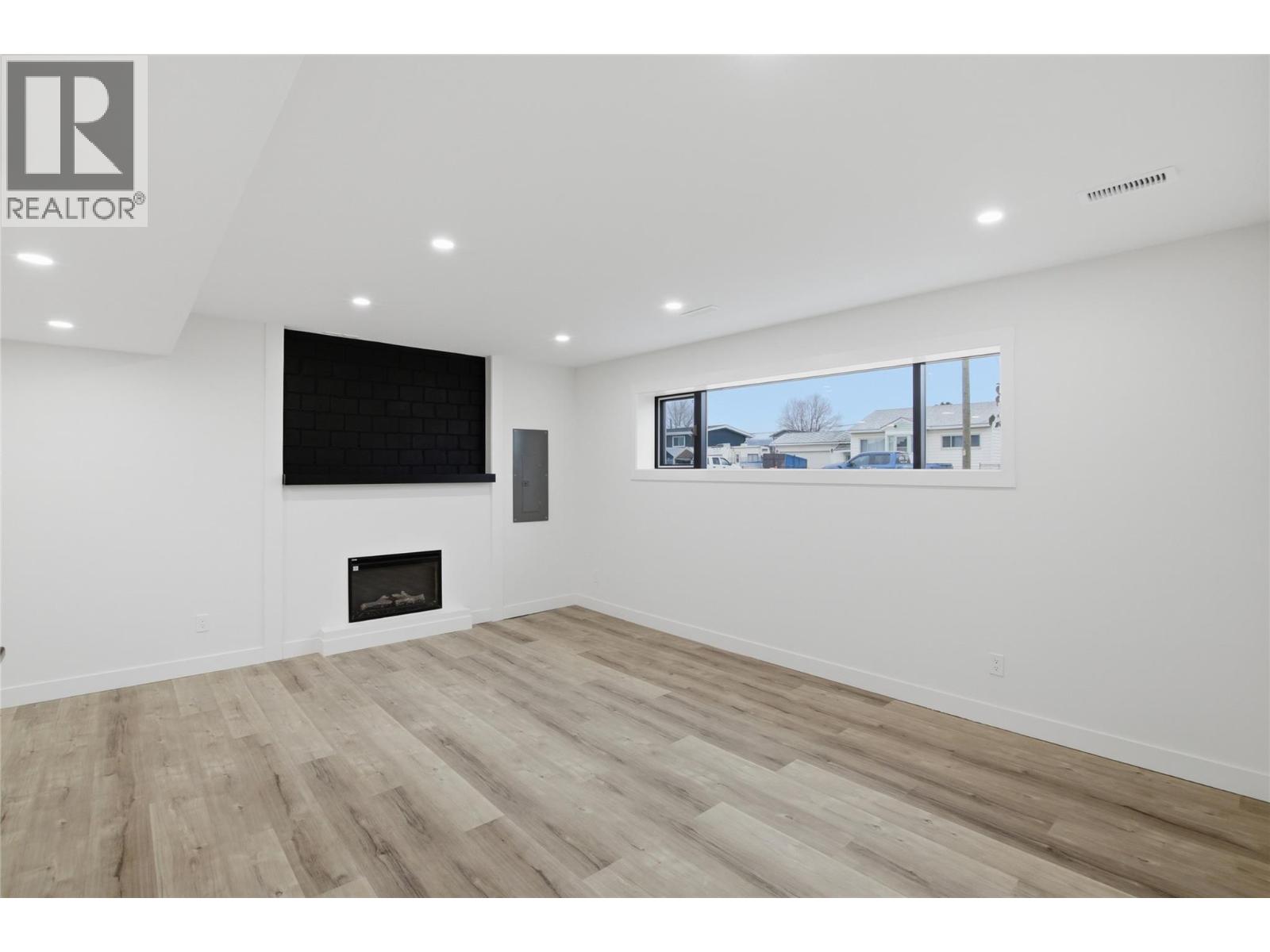 1140 Lethbridge Avenue - 26