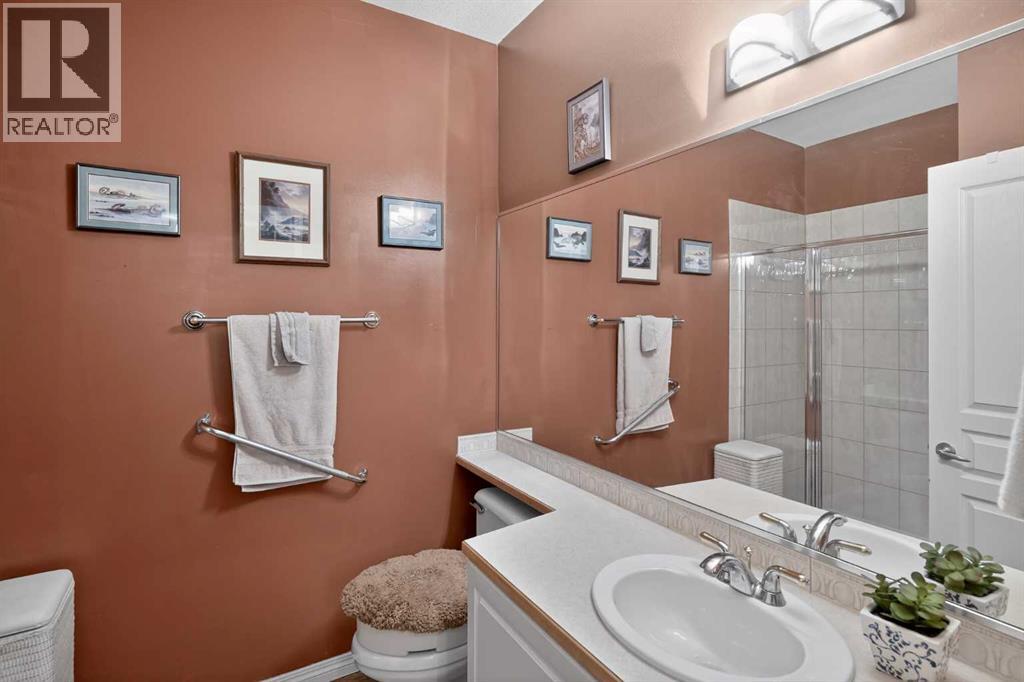 Single Family House for Sale in   Lake Fraser Court SE Lake Bonavista Calgary 