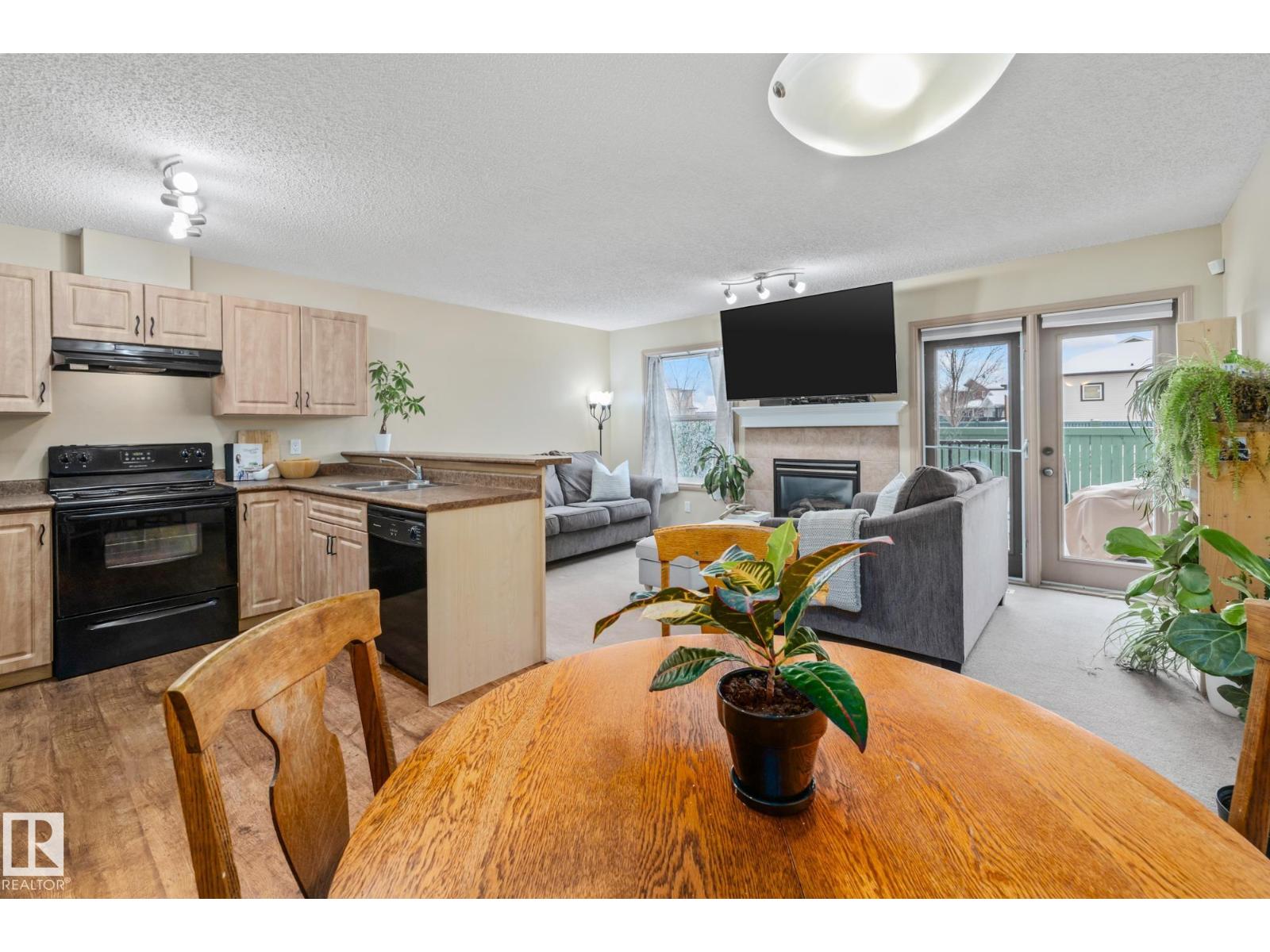 #7 15 WOODSMERE CL, Fort Saskatchewan