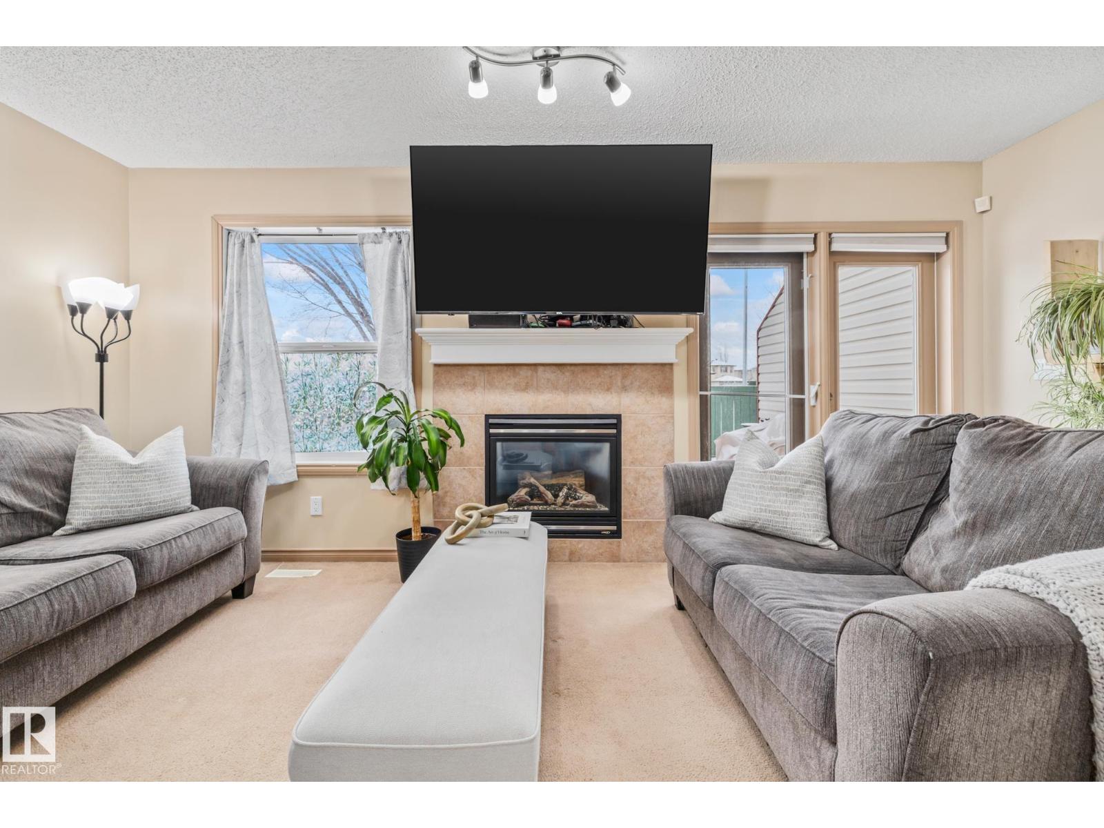 #7 15 WOODSMERE CL, Fort Saskatchewan