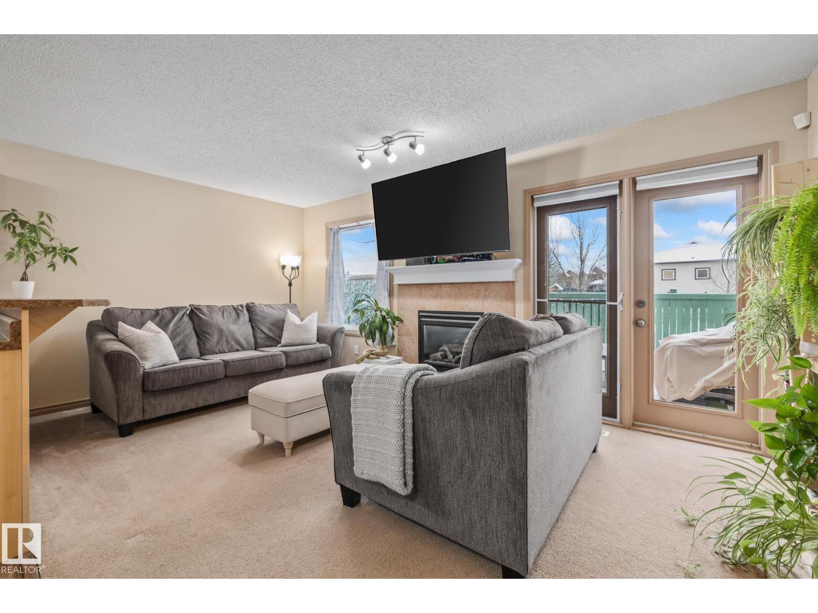 #7 15 WOODSMERE CL, Fort Saskatchewan